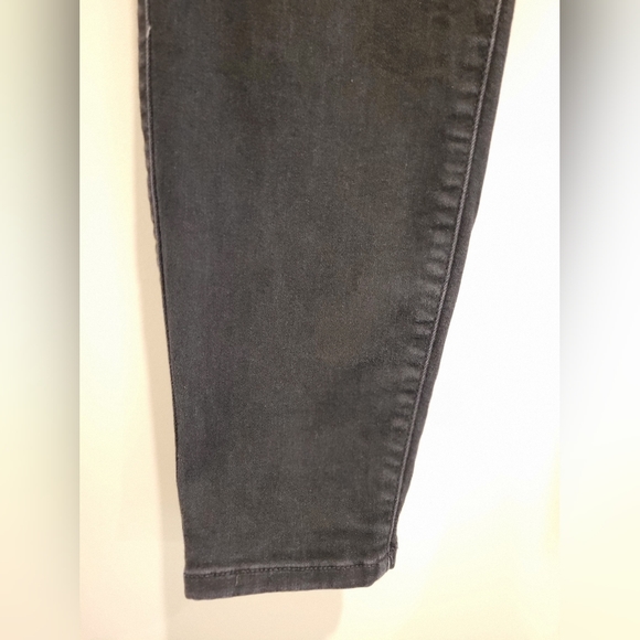 Torrid Feel the Fit Super Soft Jegging Black 20 Tall Jeans Pants High Waisted - Picture 4 of 11